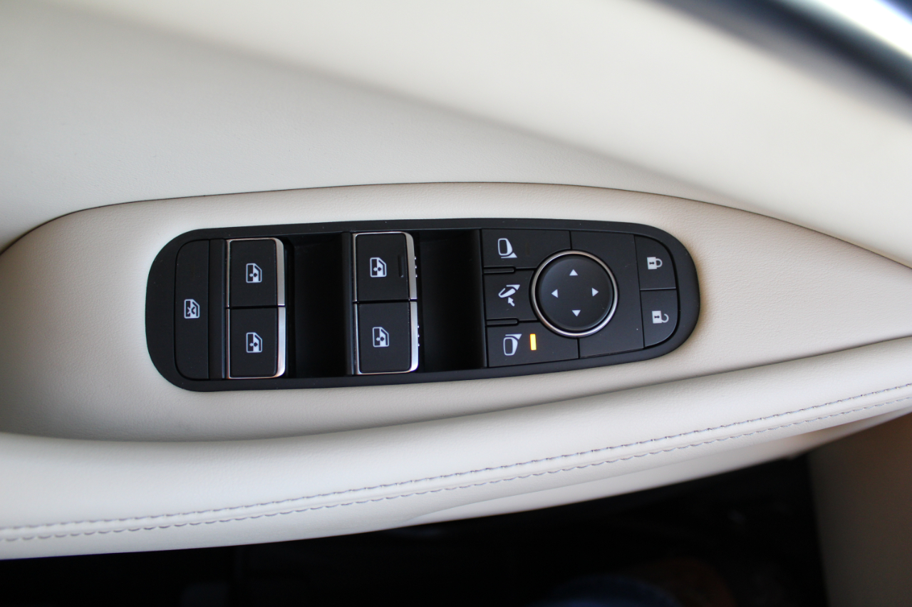 Infiniti QX60 LUXE AWD 2024