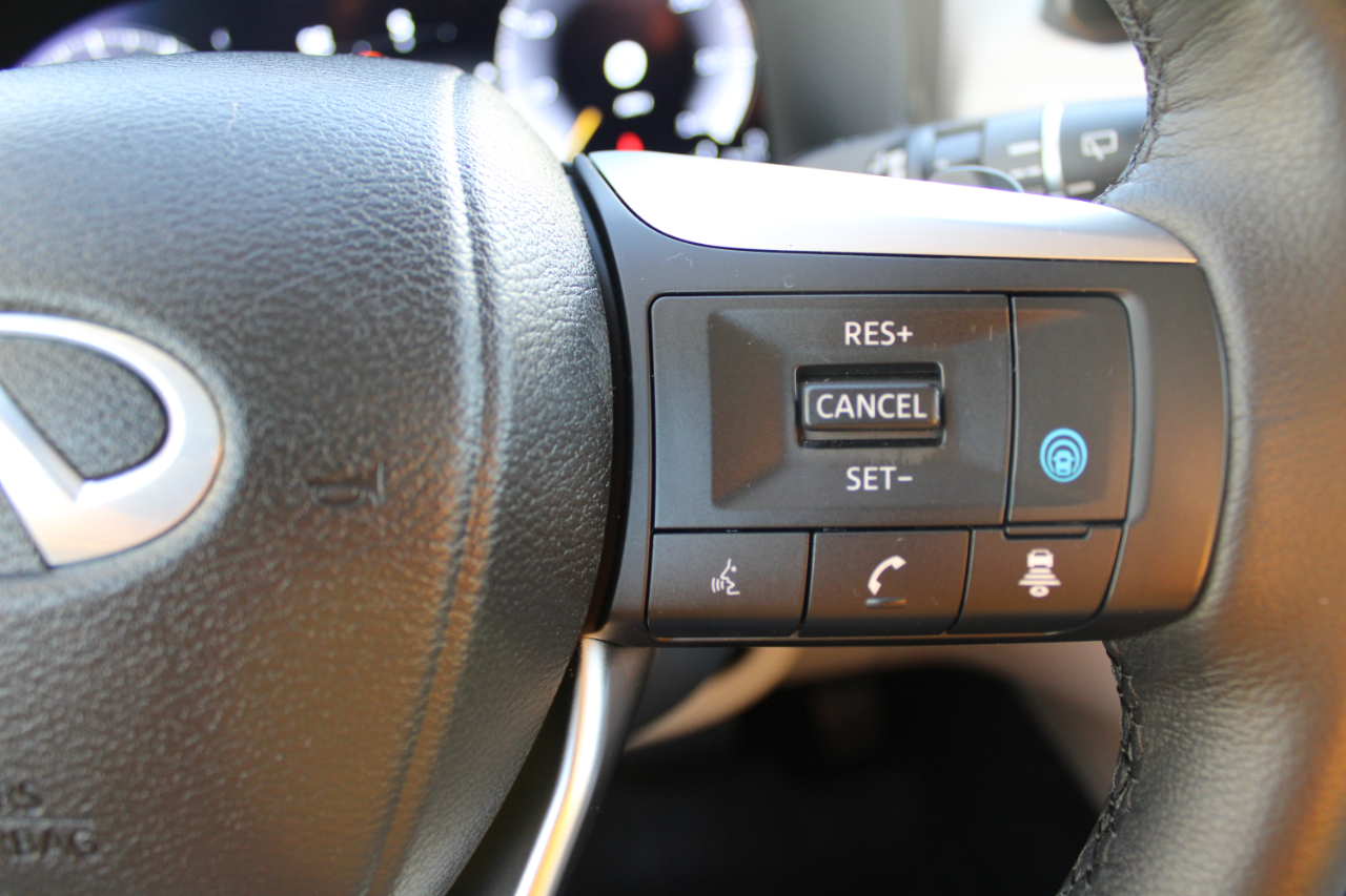 Infiniti QX60 LUXE AWD 2024