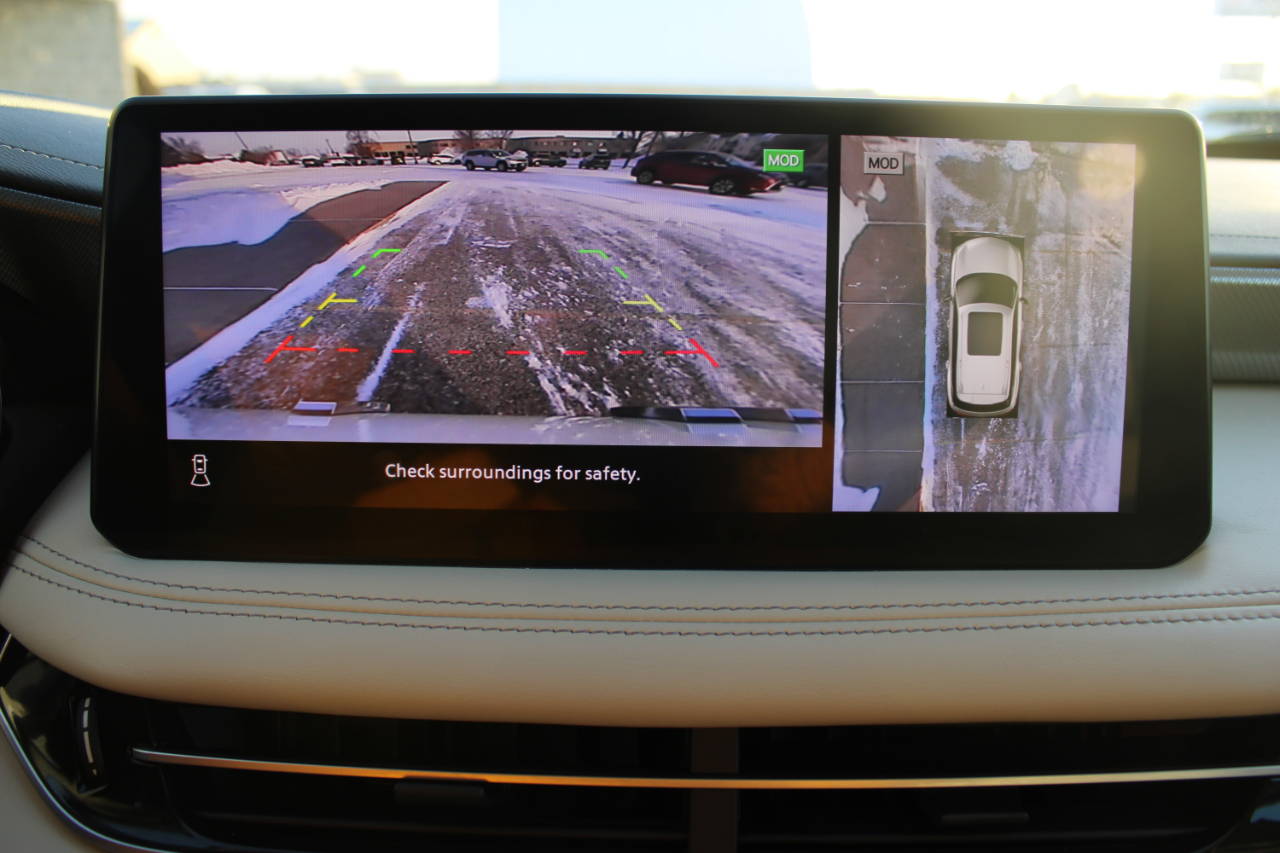 Infiniti QX60 LUXE AWD 2024