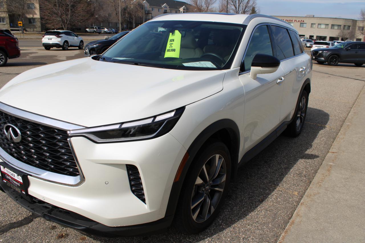 Infiniti QX60 LUXE AWD 2024