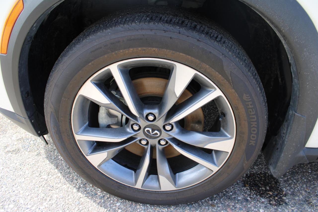 Infiniti QX60 LUXE AWD 2024