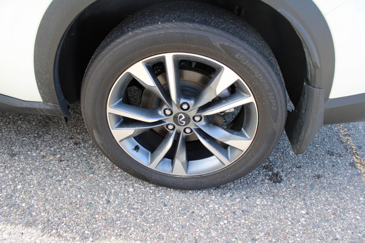 Infiniti QX60 LUXE AWD 2024