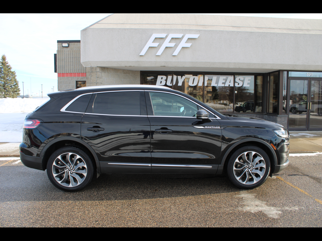 2022 Lincoln Nautilus Reserve AWD
