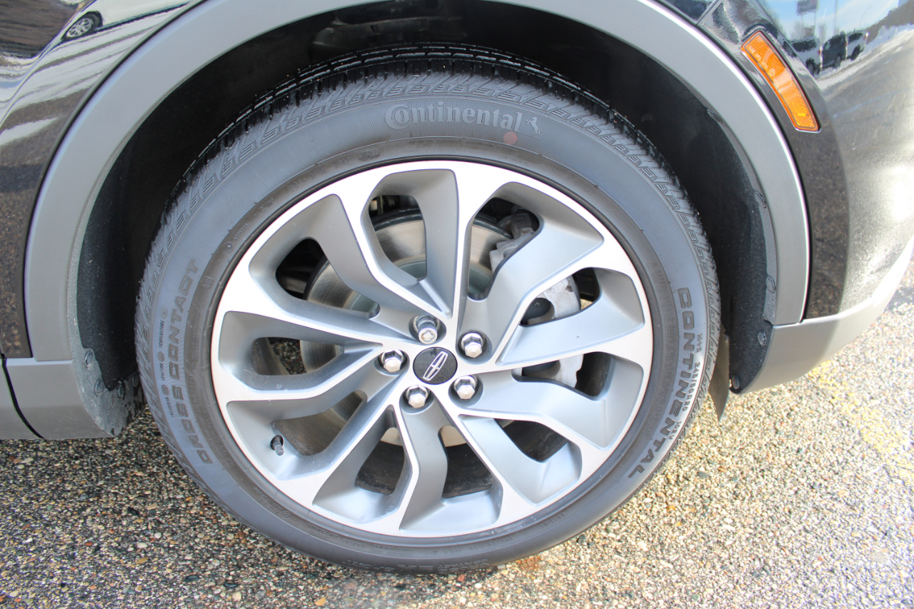 Lincoln Nautilus Reserve AWD 2022