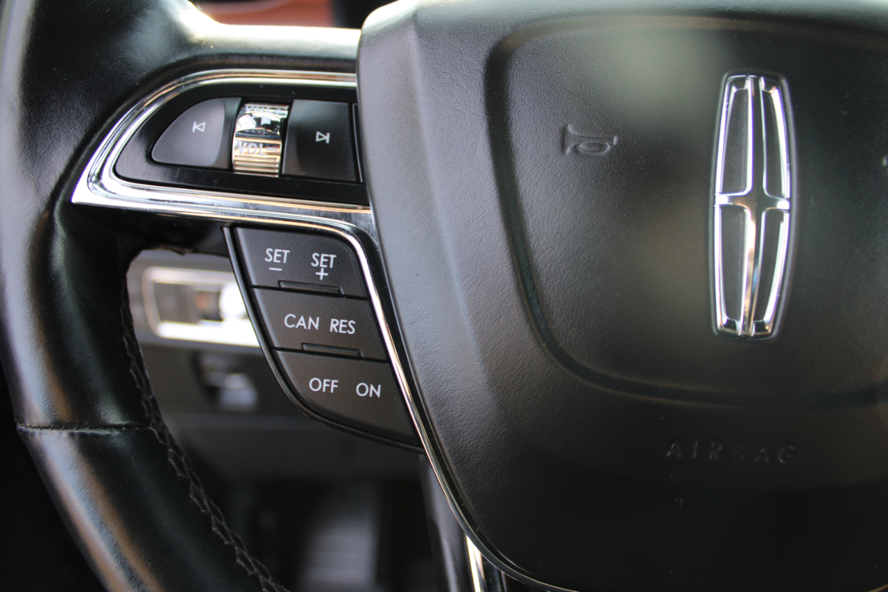 Lincoln Nautilus Reserve AWD 2022