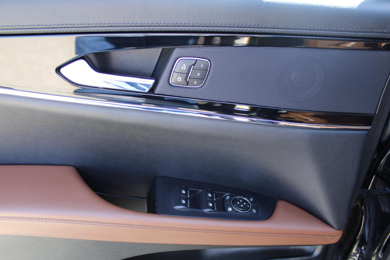 Lincoln Nautilus Reserve AWD 2022