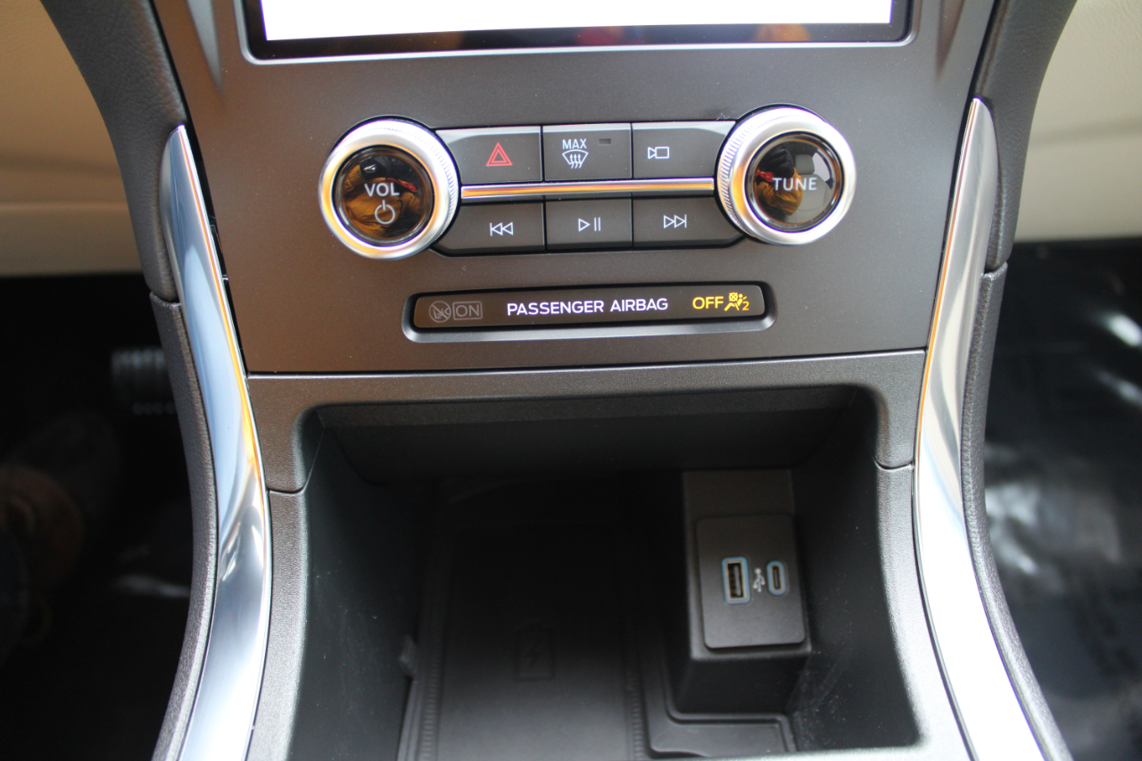 Ford Edge Titanium 2024