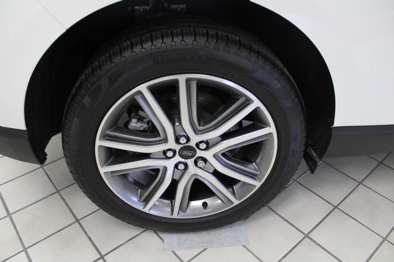 Ford Edge Titanium 2024