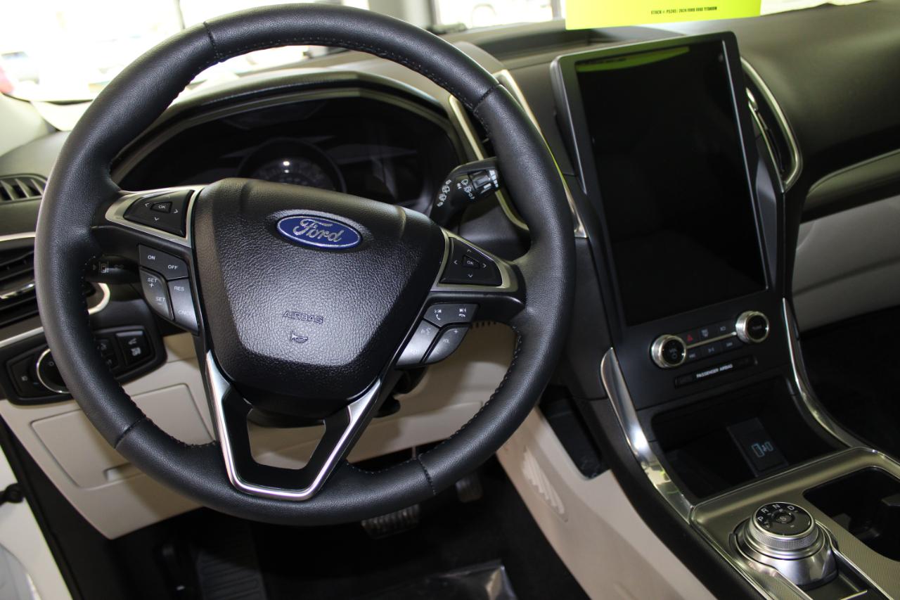 Ford Edge Titanium 2024