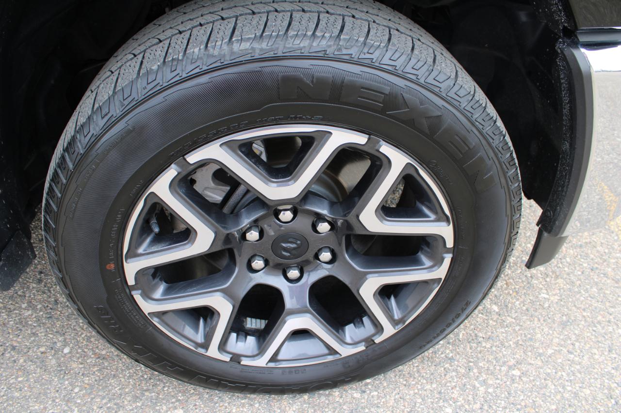 RAM 1500 Laramie Crew Cab SWB 4WD 2025