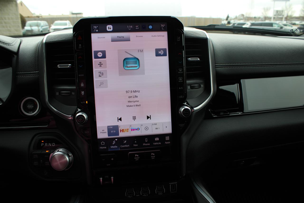 RAM 1500 Laramie Crew Cab SWB 4WD 2025