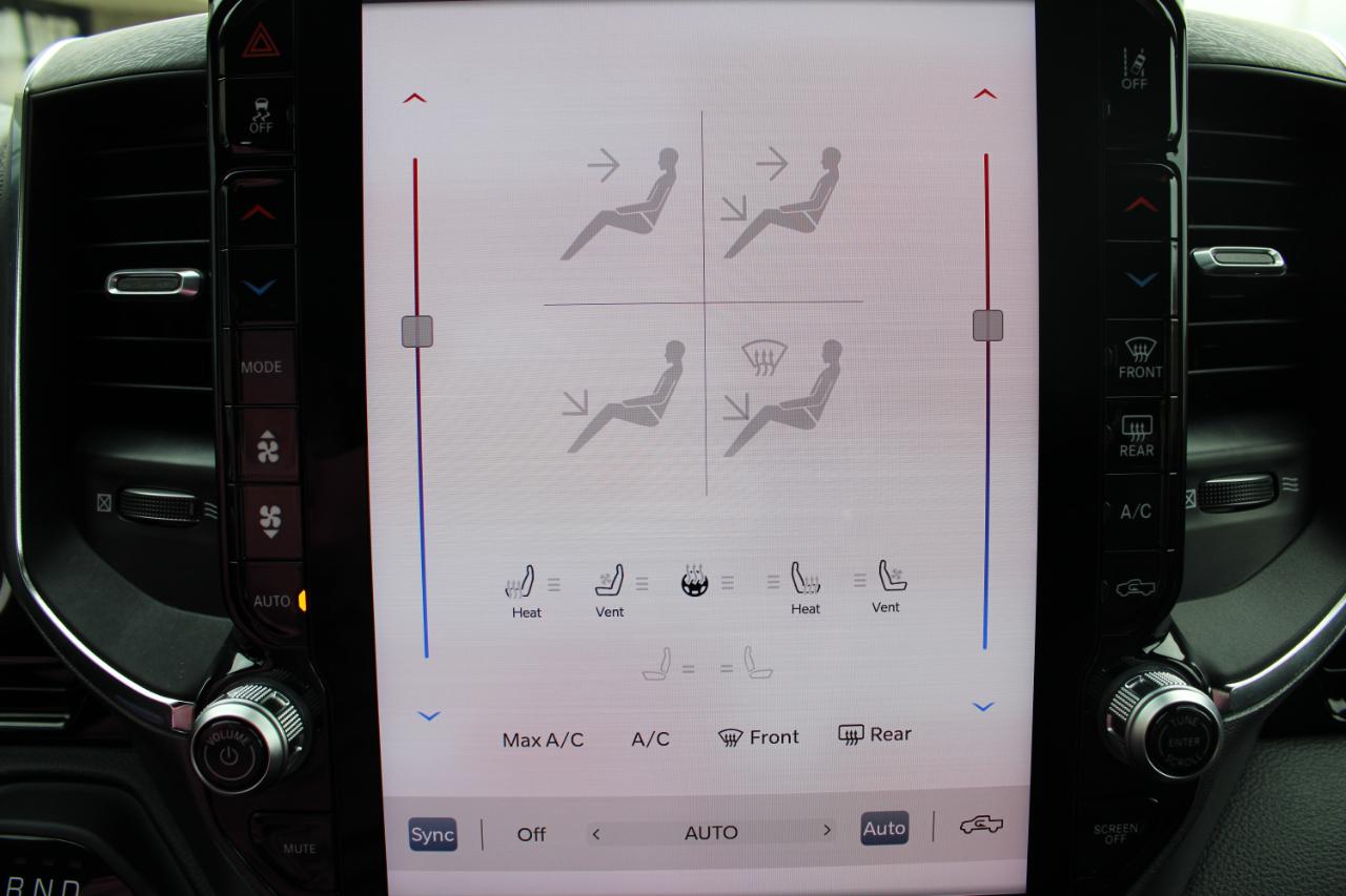 RAM 1500 Laramie Crew Cab SWB 4WD 2025