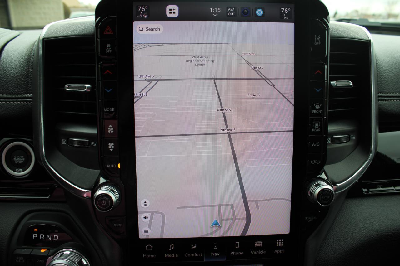 RAM 1500 Laramie Crew Cab SWB 4WD 2025