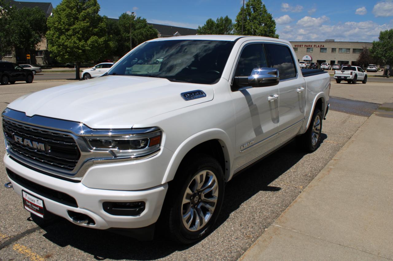 RAM 1500 Limited Crew Cab SWB 4WD 2023