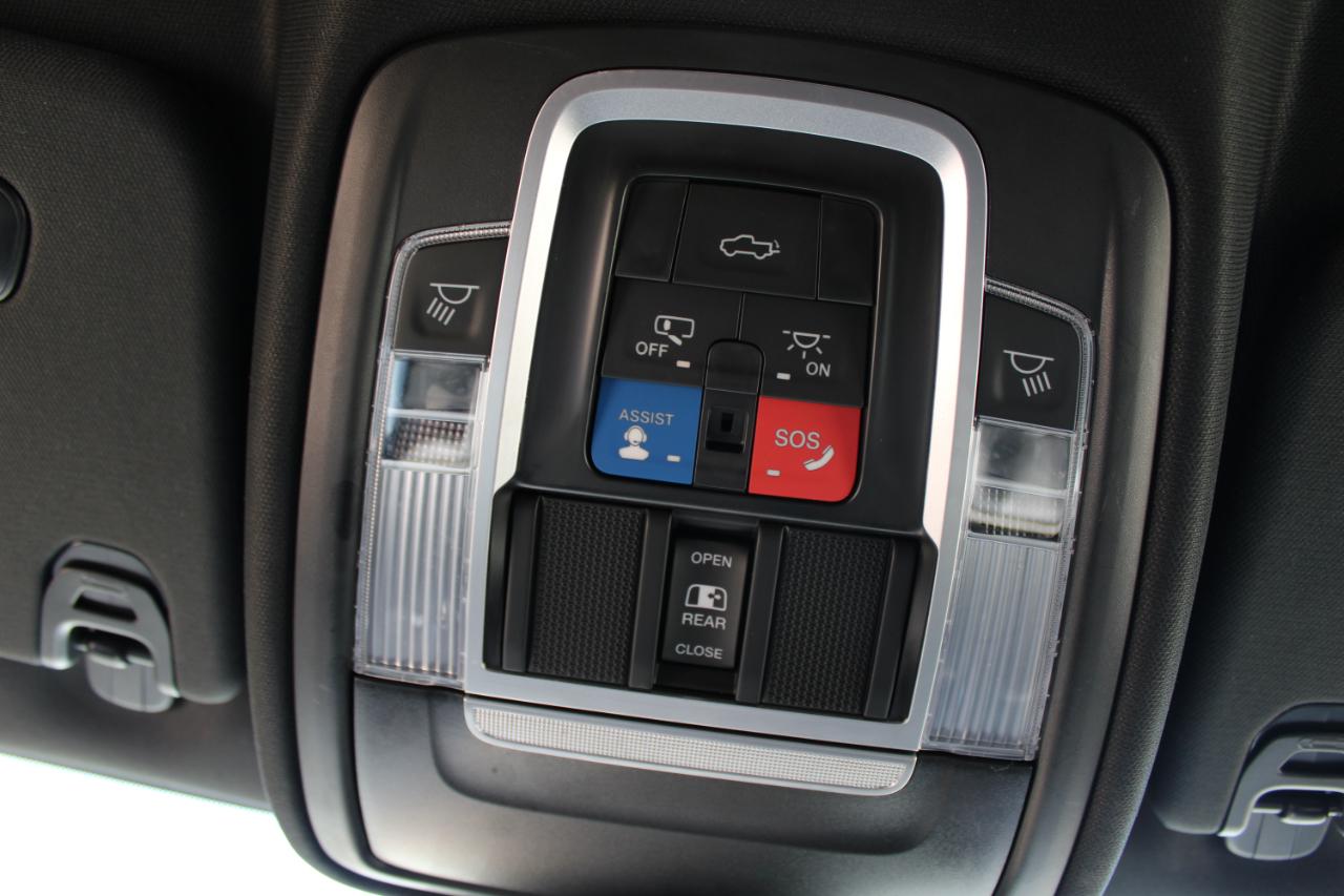 RAM 1500 Limited Crew Cab SWB 4WD 2023