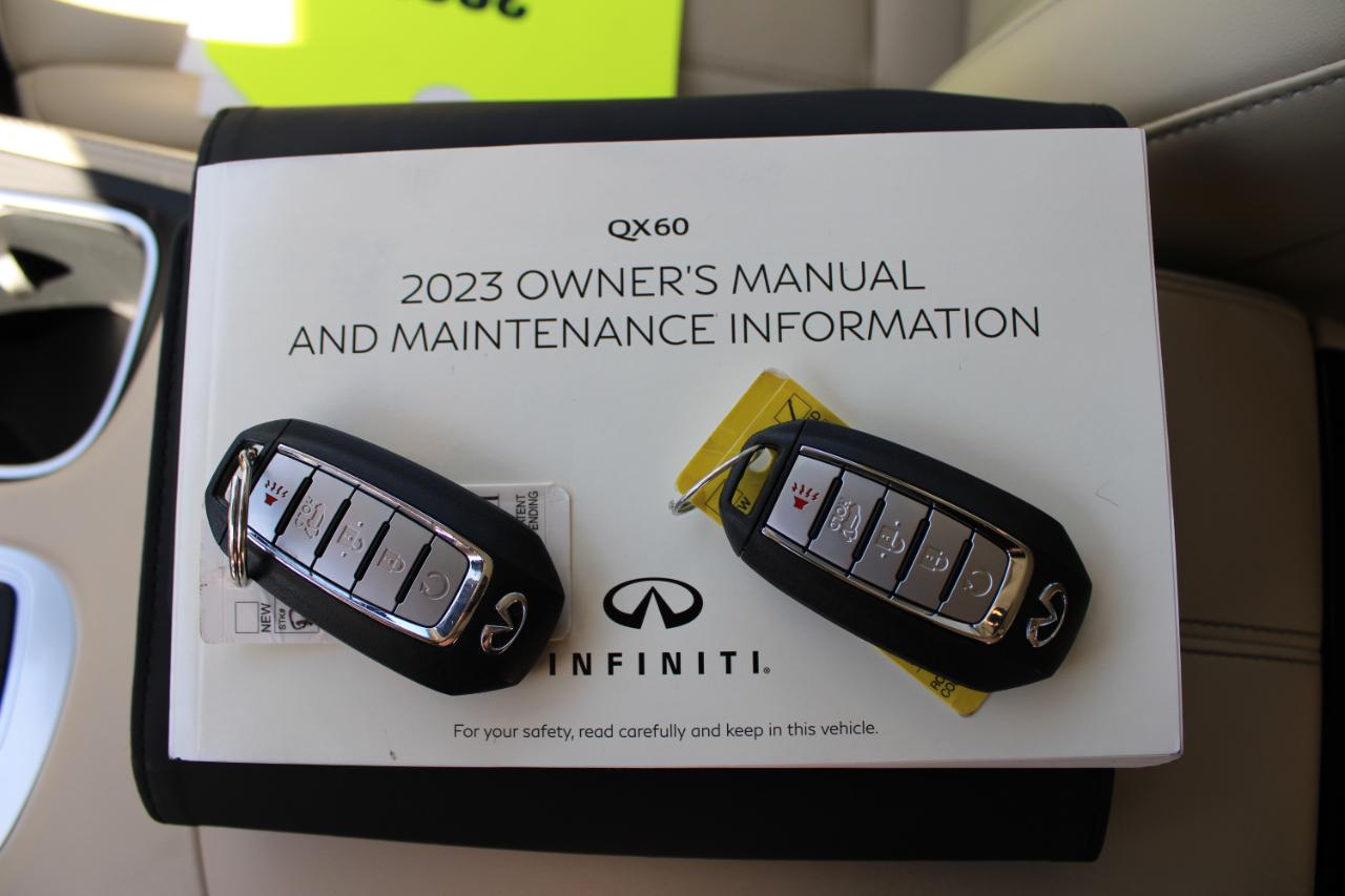 Infiniti QX60 LUXE AWD 2023