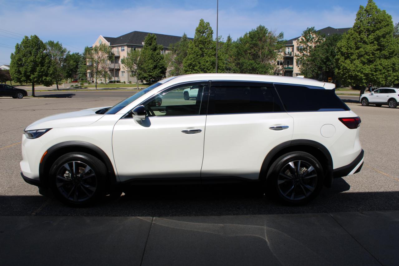 Infiniti QX60 LUXE AWD 2023