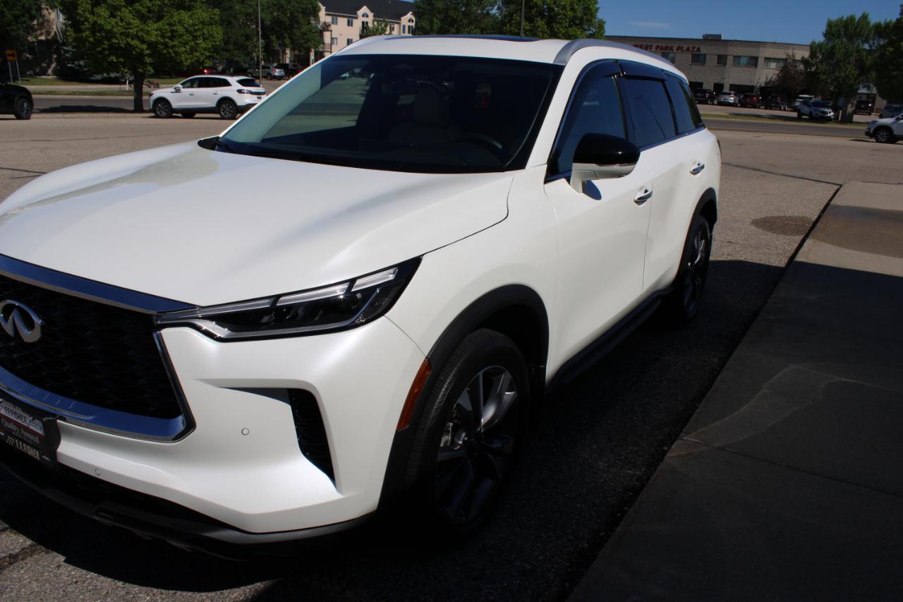 Infiniti QX60 LUXE AWD 2023