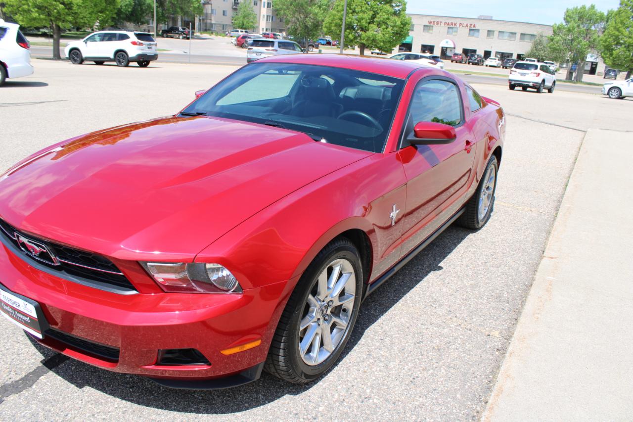 Ford Mustang V6 Coupe 2010