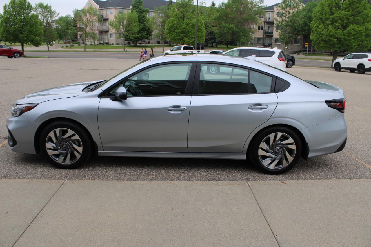 Subaru Legacy Limited 2025