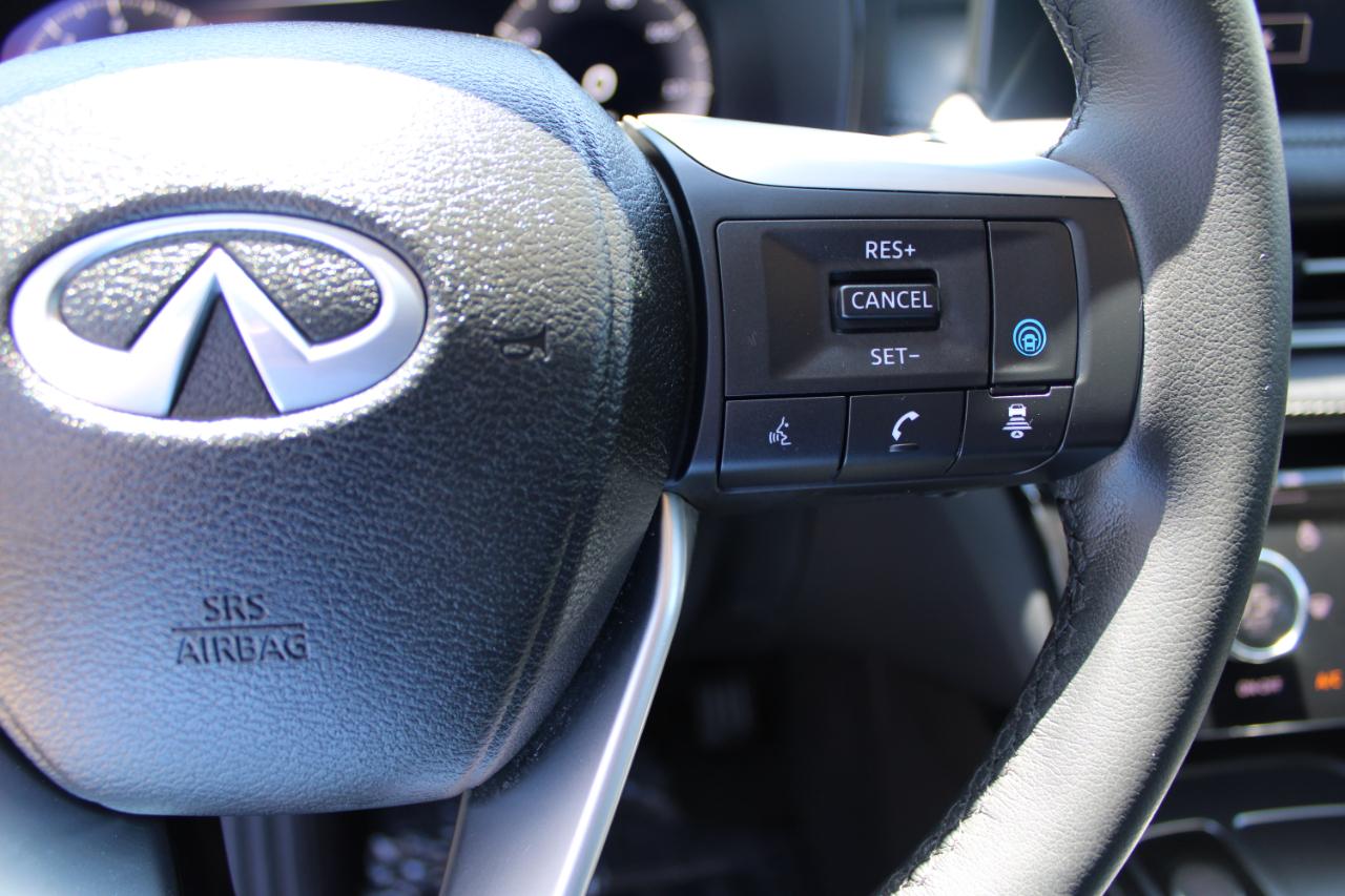 Infiniti QX60 LUXE AWD 2023