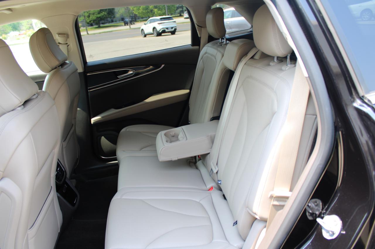 Lincoln Nautilus Reserve AWD 2023