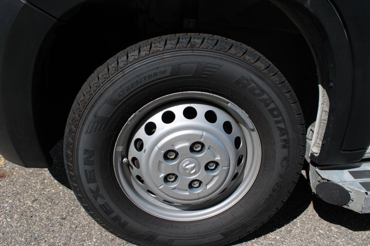 RAM Promaster 2500 Low Roof 2025