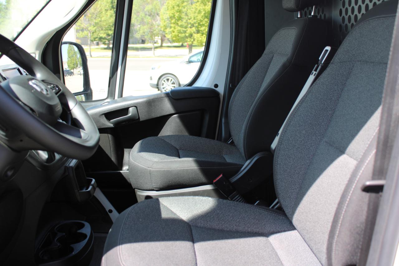 RAM Promaster 2500 Low Roof 2025