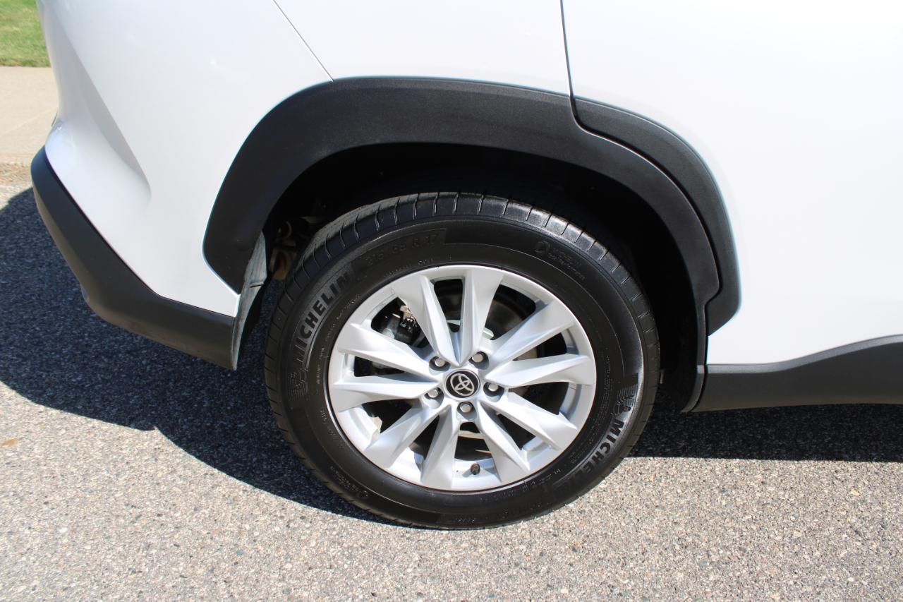 Toyota Corolla Cross LE AWD 2022