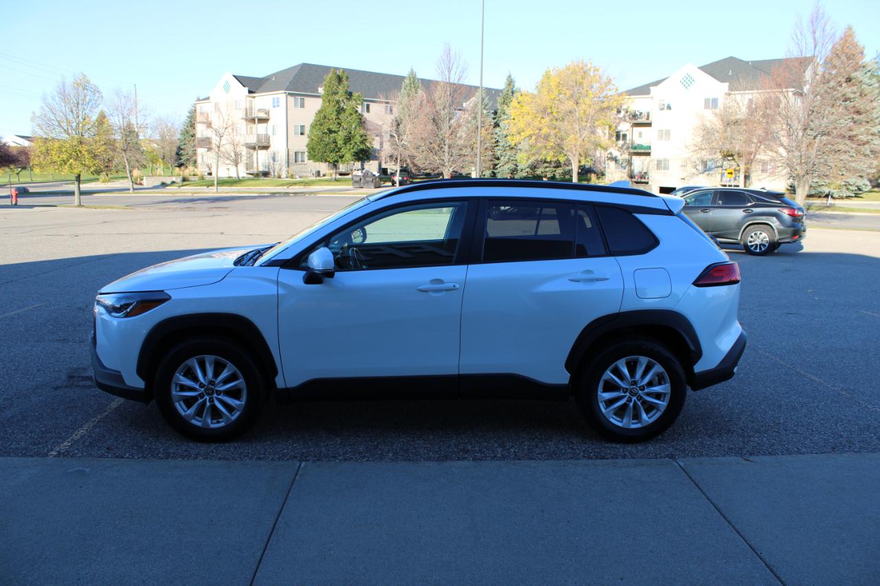 Toyota Corolla Cross LE AWD 2022