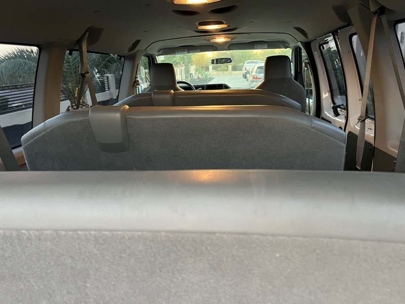 Ford Econoline E-350 XL Super Duty 2014