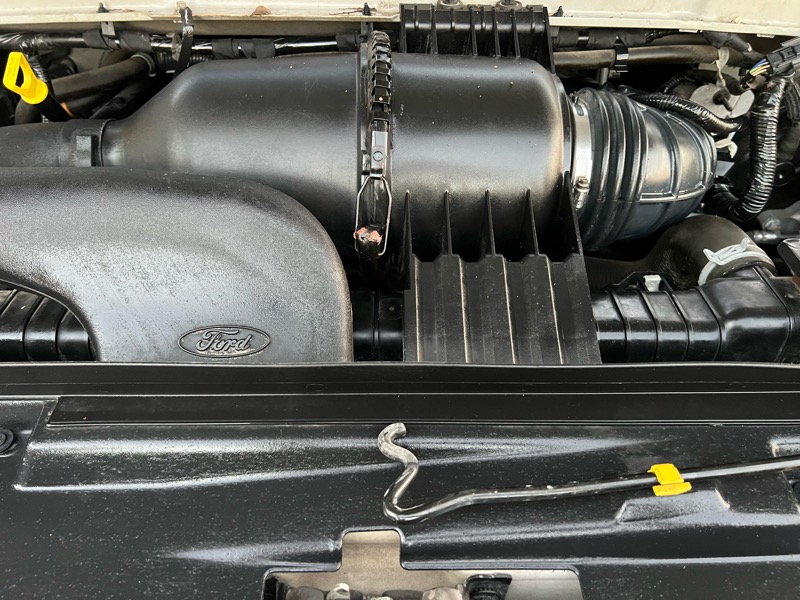 Ford Econoline E-350 XL Super Duty 2014