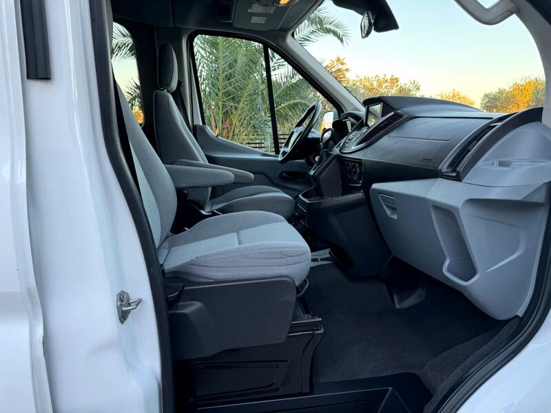 Ford Transit 350 Wagon High Roof XLT w/Sliding Pass. 148-in. WB 2016