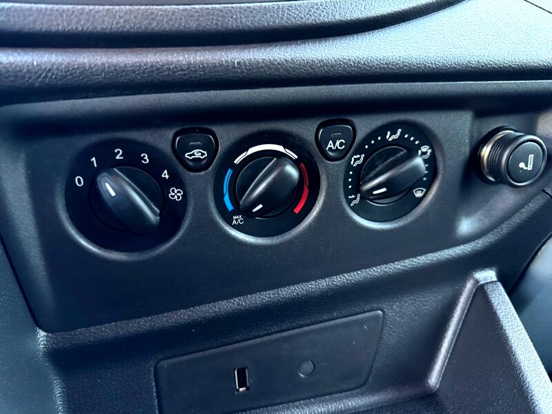 Ford Transit 350 Wagon High Roof XLT w/Sliding Pass. 148-in. WB 2016