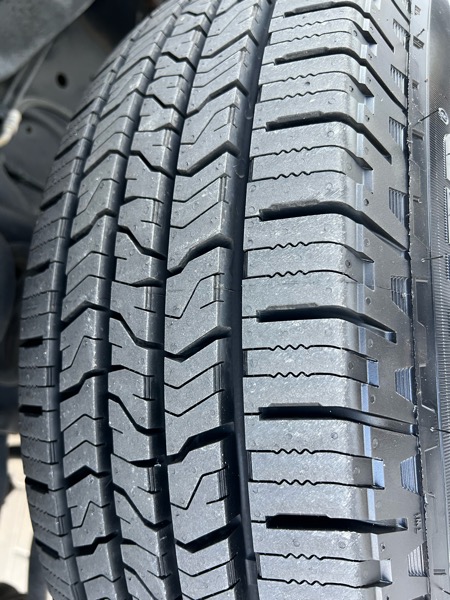 Ford Econoline E-350 XLT Super Duty 2012