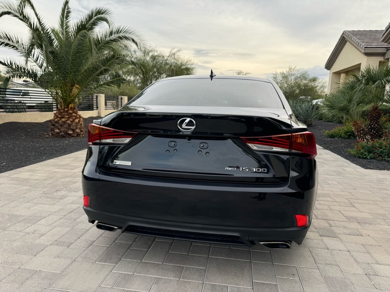 Lexus IS 300 4D Sedan AWD 2019