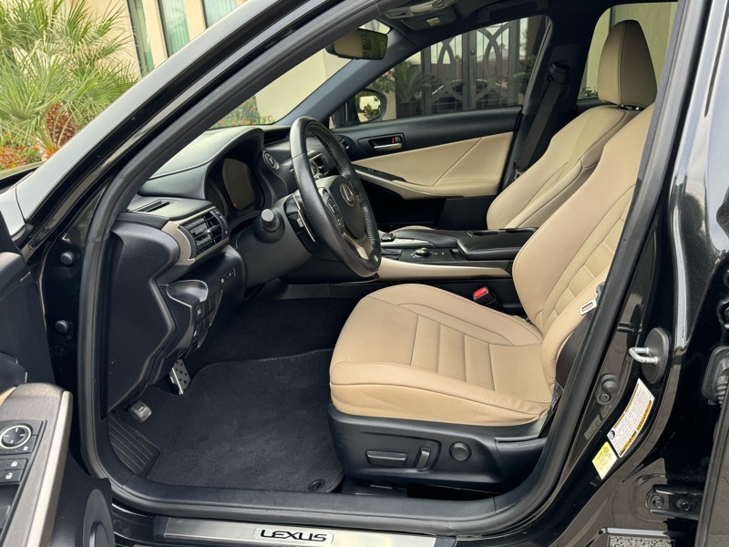 Lexus IS 300 4D Sedan AWD 2019