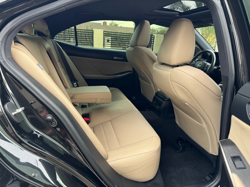 Lexus IS 300 4D Sedan AWD 2019