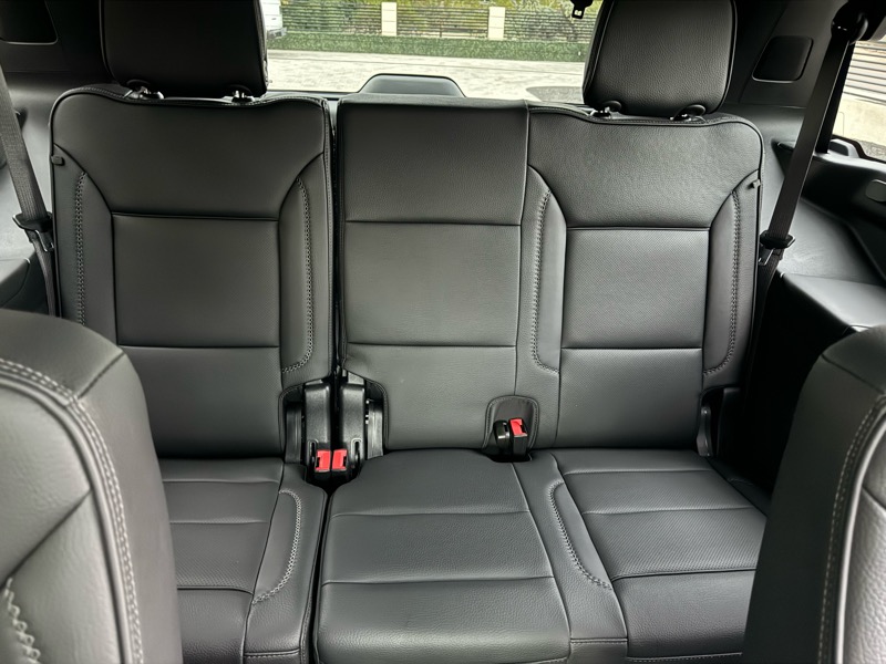 GMC Yukon Denali 4WD 2024