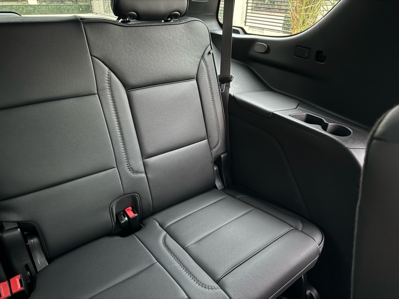 GMC Yukon Denali 4WD 2024