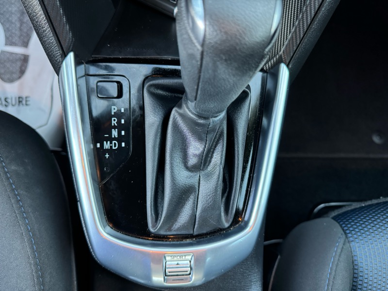 Toyota Yaris LE Hatchback 2020