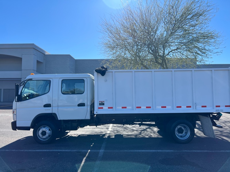 Mitsubishi Fuso FE  2015