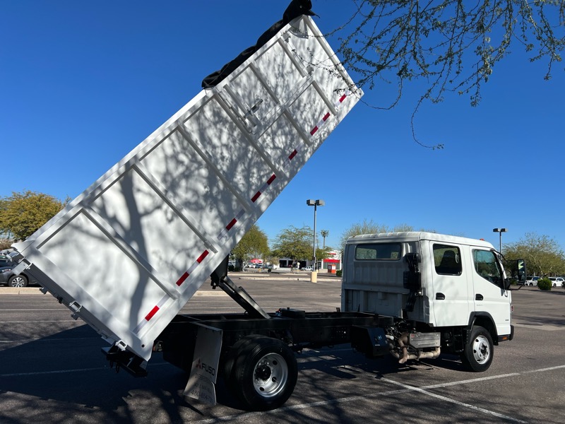 Mitsubishi Fuso FE  2015