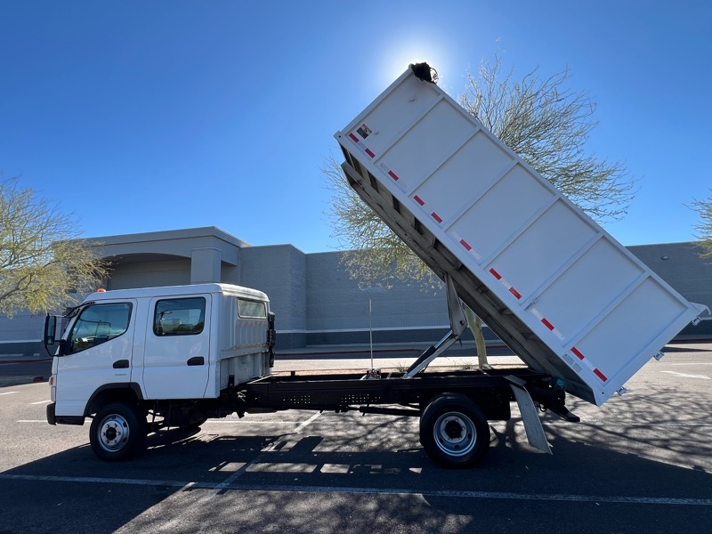 Mitsubishi Fuso FE  2015