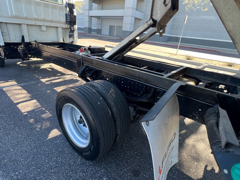 Mitsubishi Fuso FE  2015