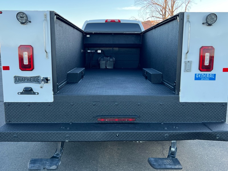 Chevrolet Silverado Medium Duty  2021