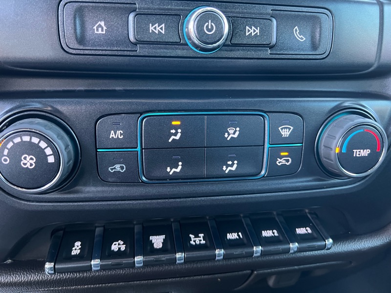 Chevrolet Silverado Medium Duty  2021