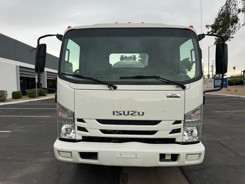 Isuzu NPR - 2019