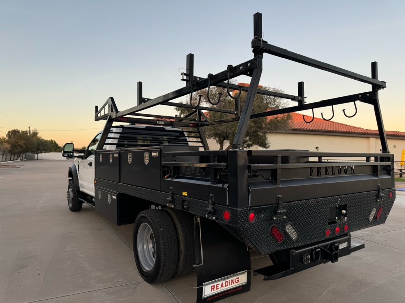 Ford F-550 SuperCab DRW 4WD 2022