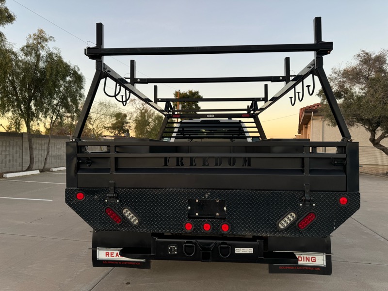 Ford F-550 SuperCab DRW 4WD 2022